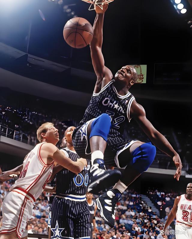 关于全明星级球员亮相，场上气氛火热的信息