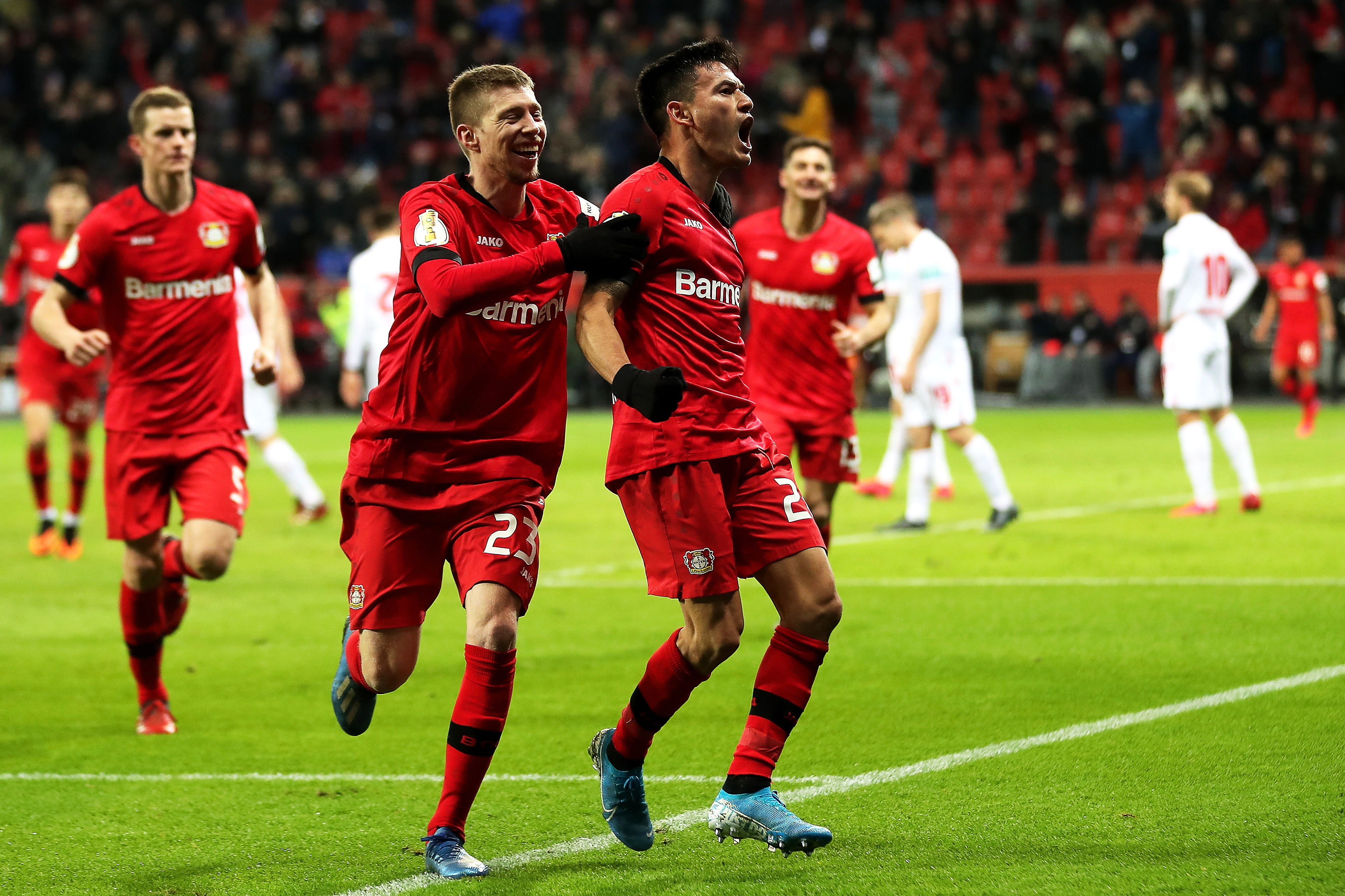 斯图加特客场取得突破性胜利 斯图加特客场取得突破性胜利