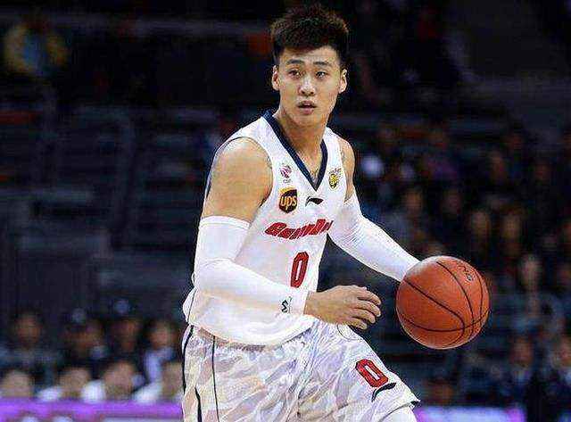 B体育体育下载-包含新疆雪豹客场辗转反复，获得关键胜利的词条